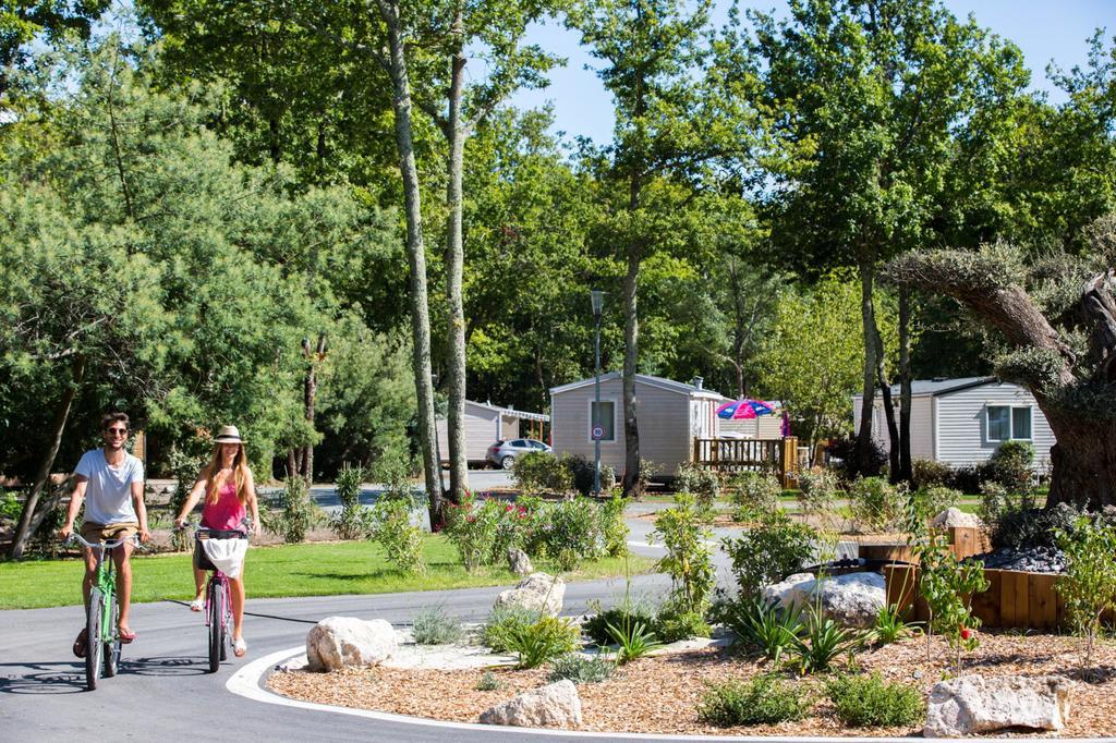 Camping Officiel Siblu Domaine De Soulac エクステリア 写真